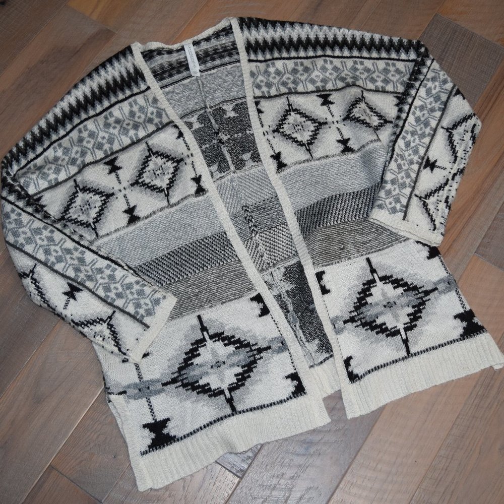 Aeropostale Aztec Tribal Open Cardigan Knit Sweater Flyaway Duster Relaxed N27 - Picture 3 of 11